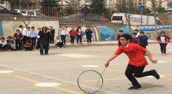 Ankaralı çocuklar  Aşık  attı, kültürüne sahip çıktı