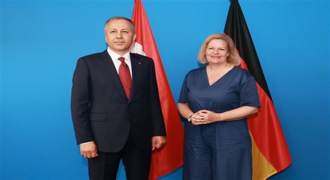 Bakan Yerlikaya, Almanya Federal İçişleri ve Yurt Bakanı Faeser ile görüştü