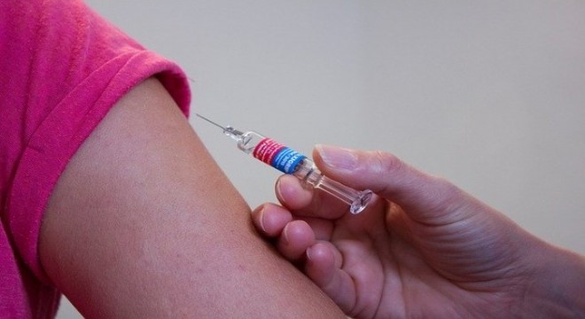 Çin, 15 Mart itibarıyla 64 milyon 980 bin kişiye aşı yaptı